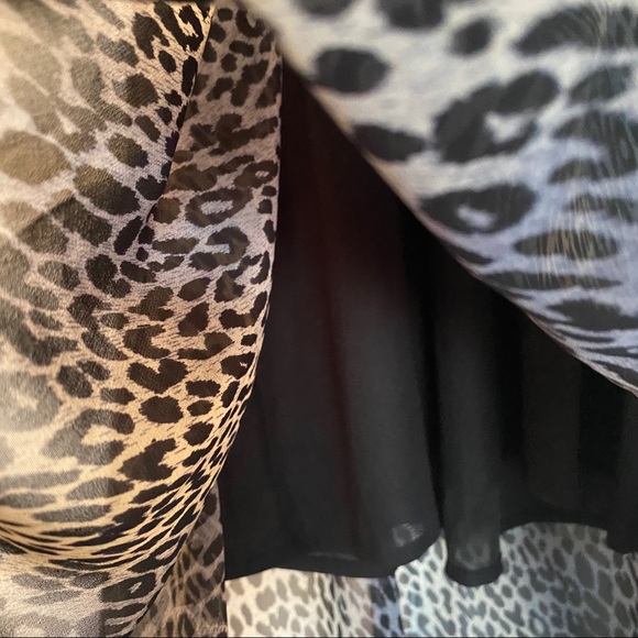 AQUA Leopard print Midi Dress Size: XS - Picture 5 of 6